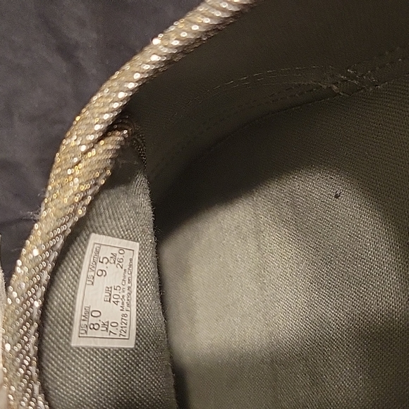 Vans - Picture 6 of 6